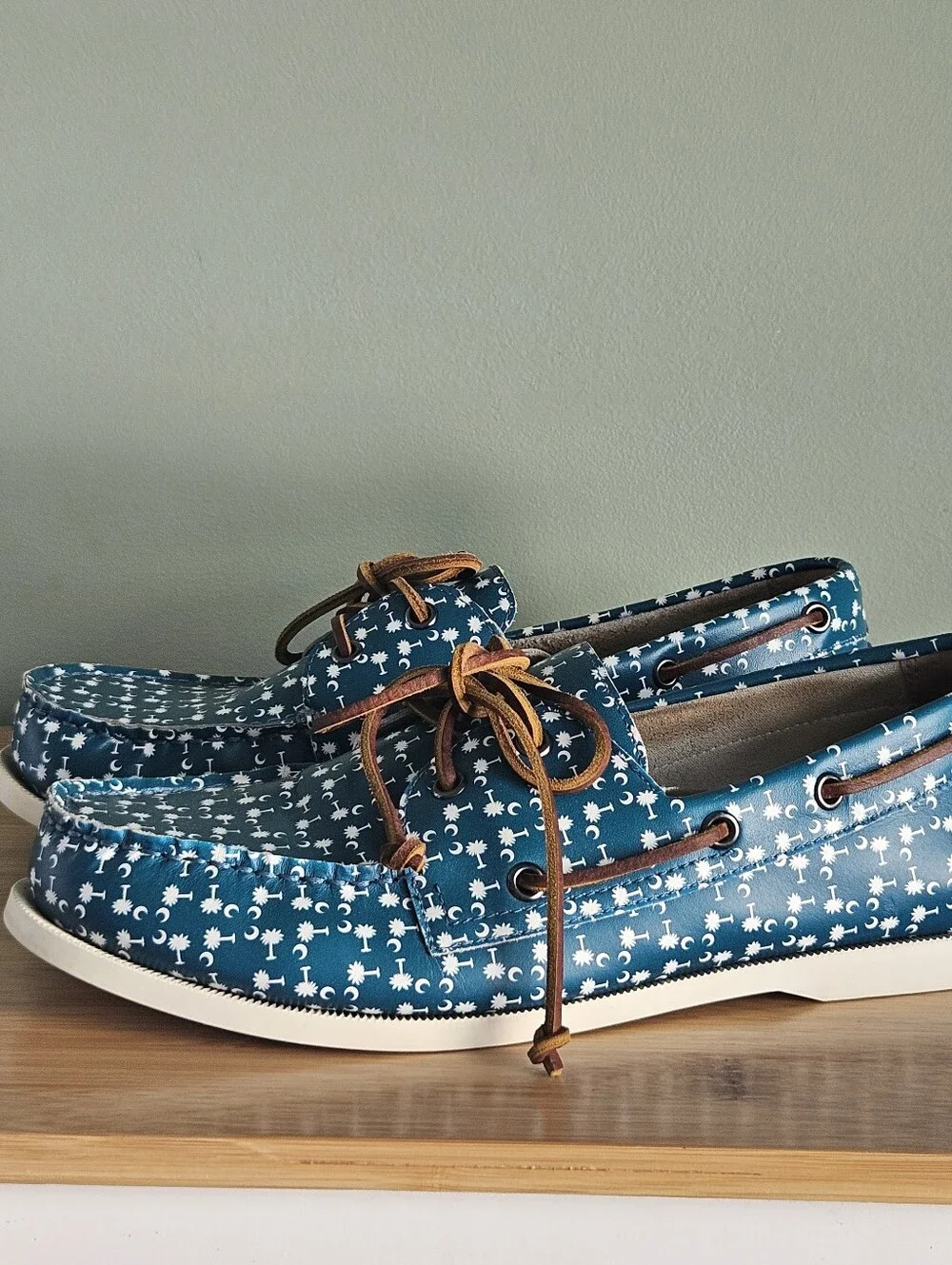 Men's Teal Palm-Print Boat Shoes